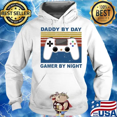 Daddy by day gamer by night vintage s Hoodie