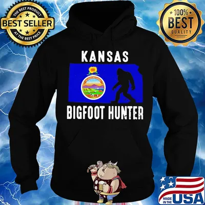 Kansas bigfoot hunter flag s Hoodie