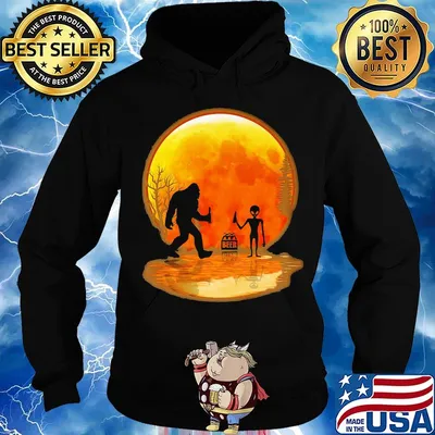 Bigfoot drink beer alien moon blood s Hoodie
