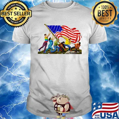 The boys and girls put up the American flag shirt