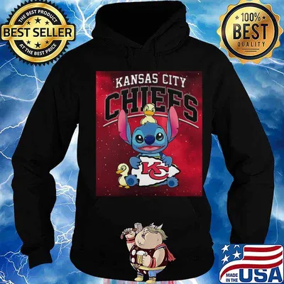 Disney stitch and ducks hug kansas city chiefs s Hoodie