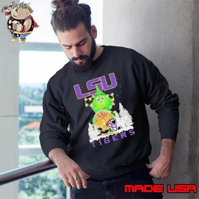 The Grinch Hug LSU Tigers Helmet Christmas Shirt