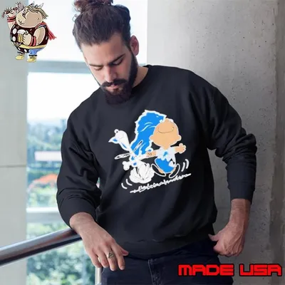 Snoopy and Charlie Brown Detroit Lions Football Logo Sweatshirt