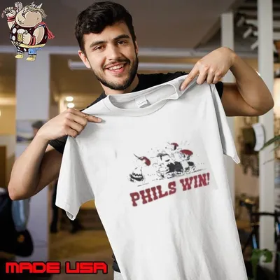Peanuts characters Phils win Philadelphia Phillies shirt