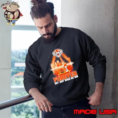Peanuts watching Wests Tigers forever not just when we win Sweatshirt