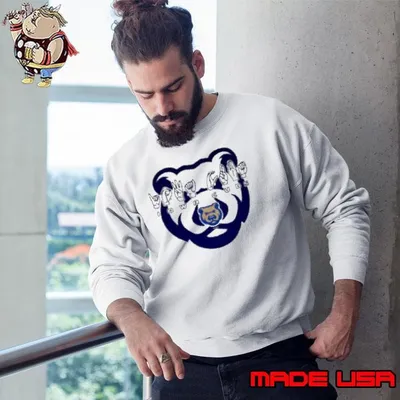Lowa Cubs hand sign shirt