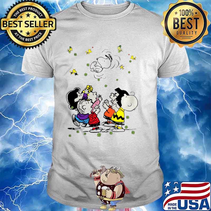The Snoopy Woodstock And Friends Playing In Vacation 2021 shirt