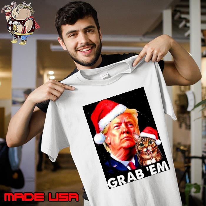 Santa Trump Cat Grab ‘Em Merry Christmas 2022 Unisex
