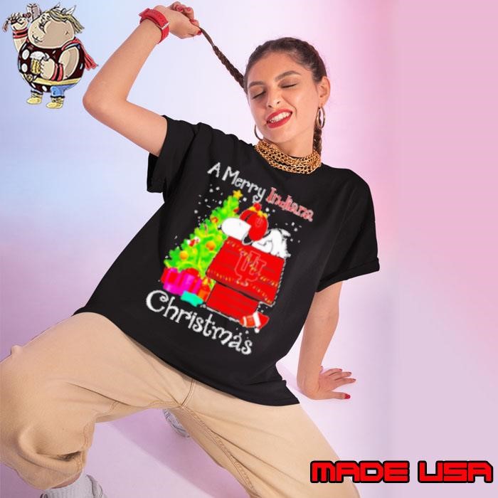 Snoopy fan of Hoosiers a Merry Indiana Christmas Shirt